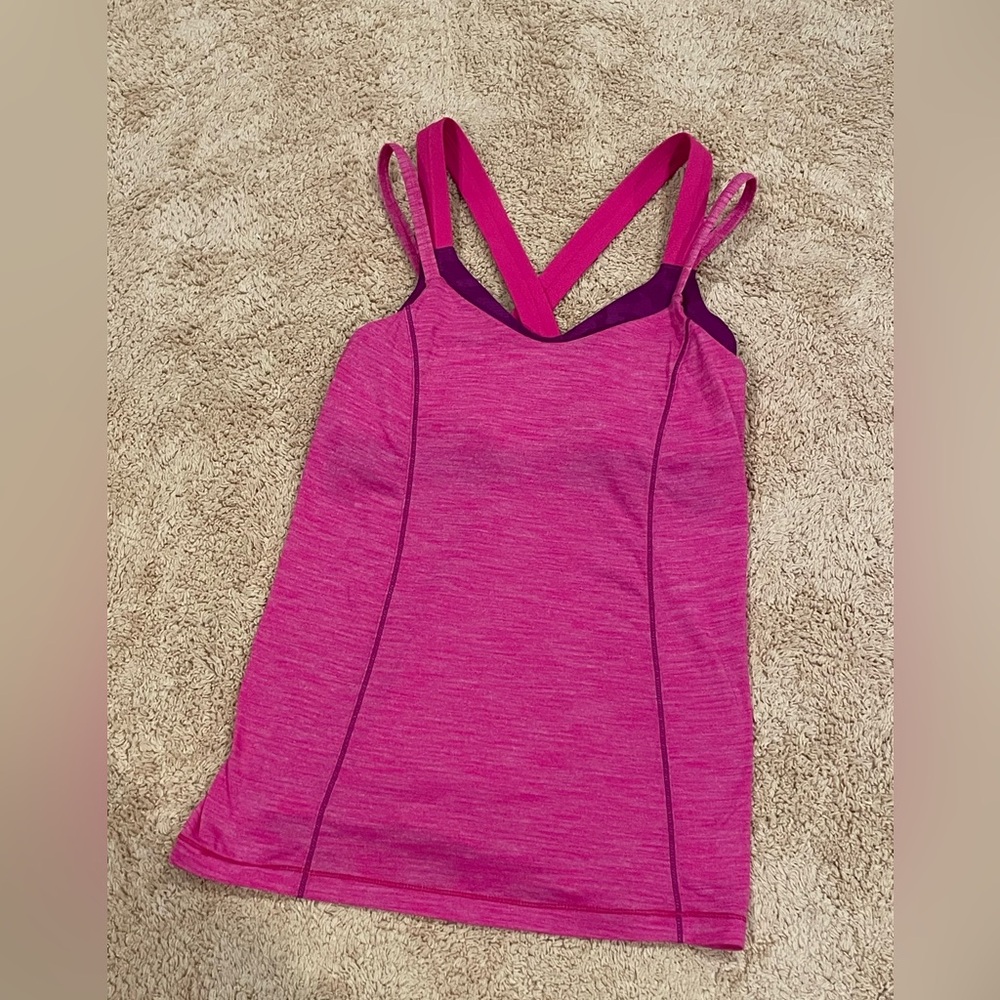 Lululemon Women’s Workout Top (with built in sports bra)